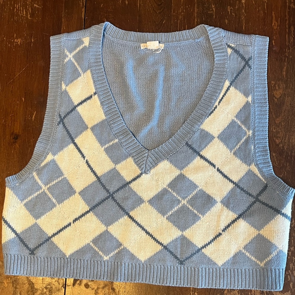 Cropped sweater